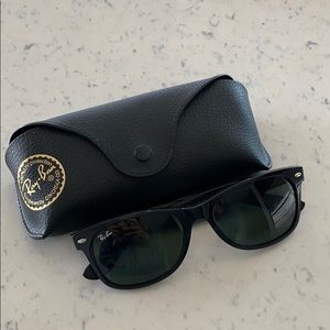 Authentic classic ray bans